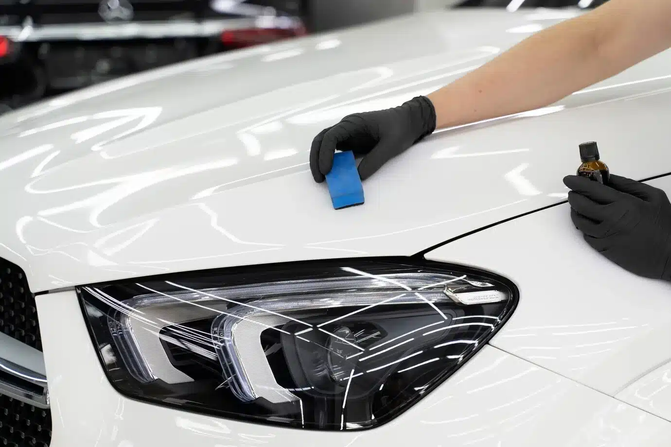 Tratamiento ceramico en coche y pulido
